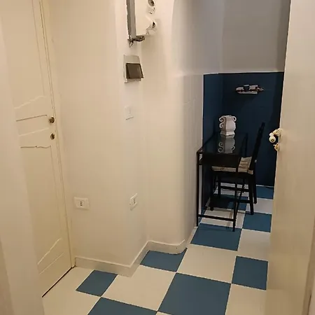 Cavallerizza 14 3* نابولي